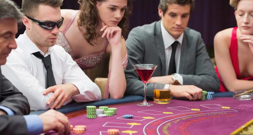 Qui d'autre veut profiter de Vegas Plus Casino